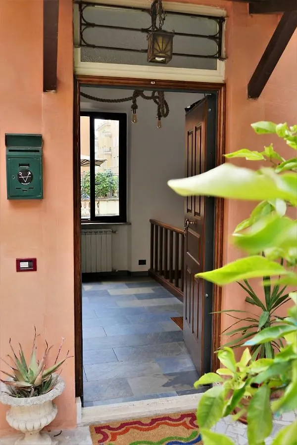 La Casa Nel Borgo Villa Rome